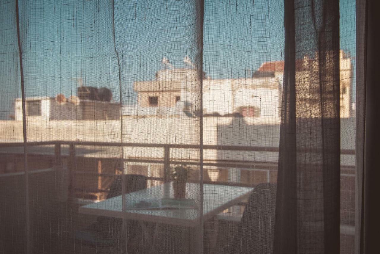 Cozy Spacious Apartment In The Heart Of Heraklion Exterior photo